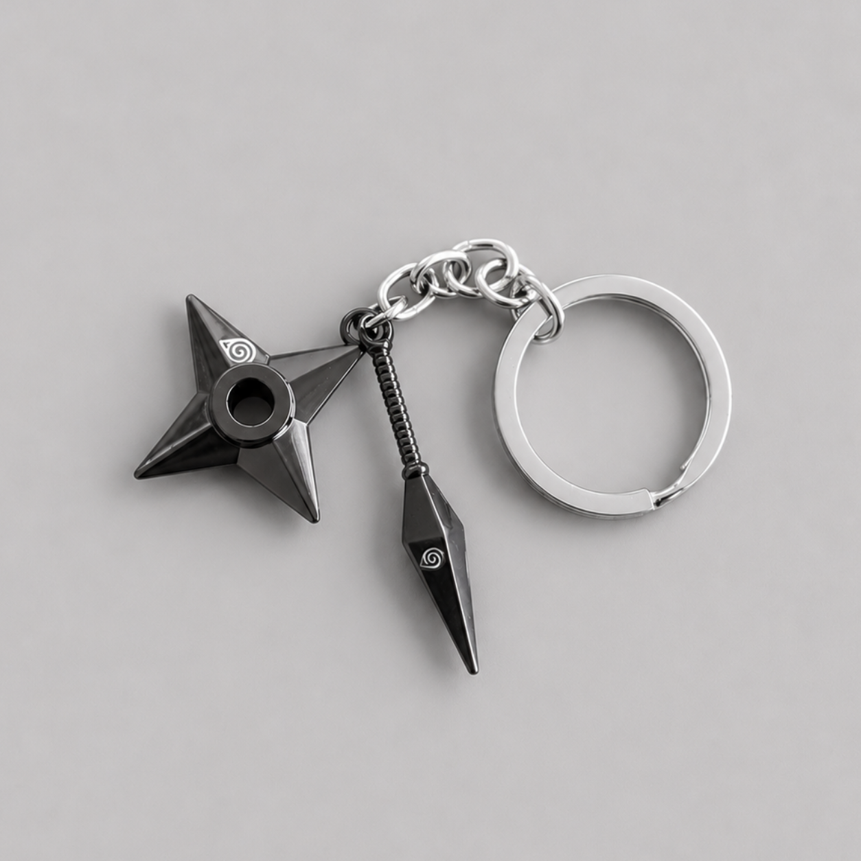 Naruto Shippuuden Shuriken and Kunai Keyring