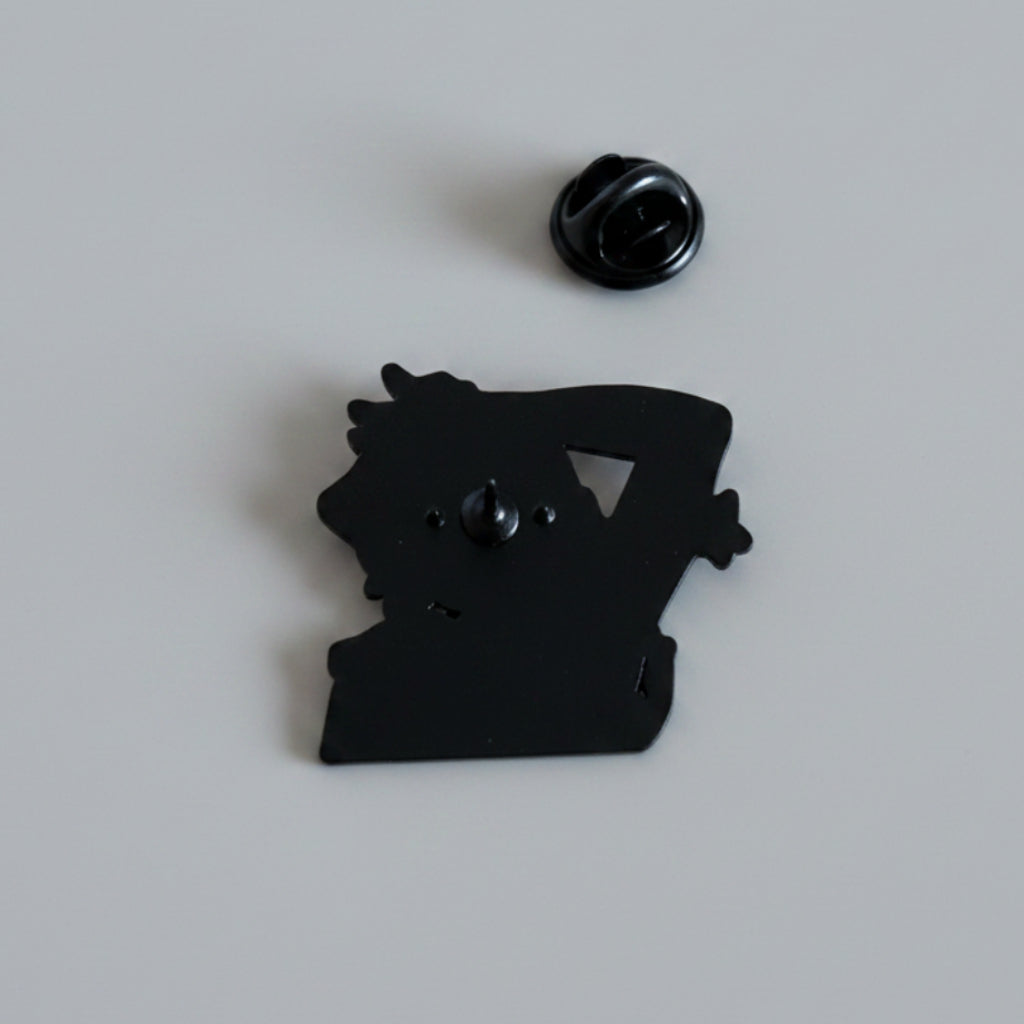 Chainsaw Man Enamel Pin Reze